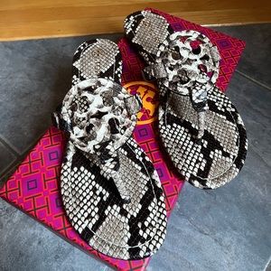Tory Burch Miller Stamped Snake Printed Leather Sandal Size 8
